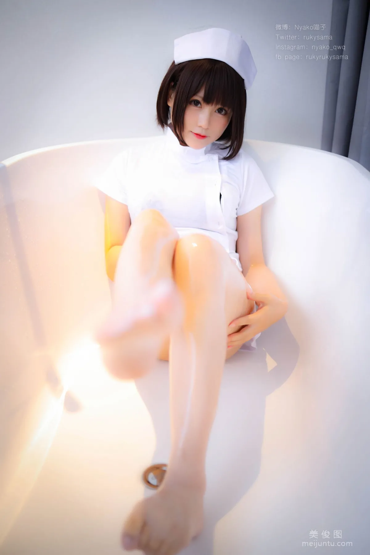 Nyako喵子 《白丝护士服》 写真集51