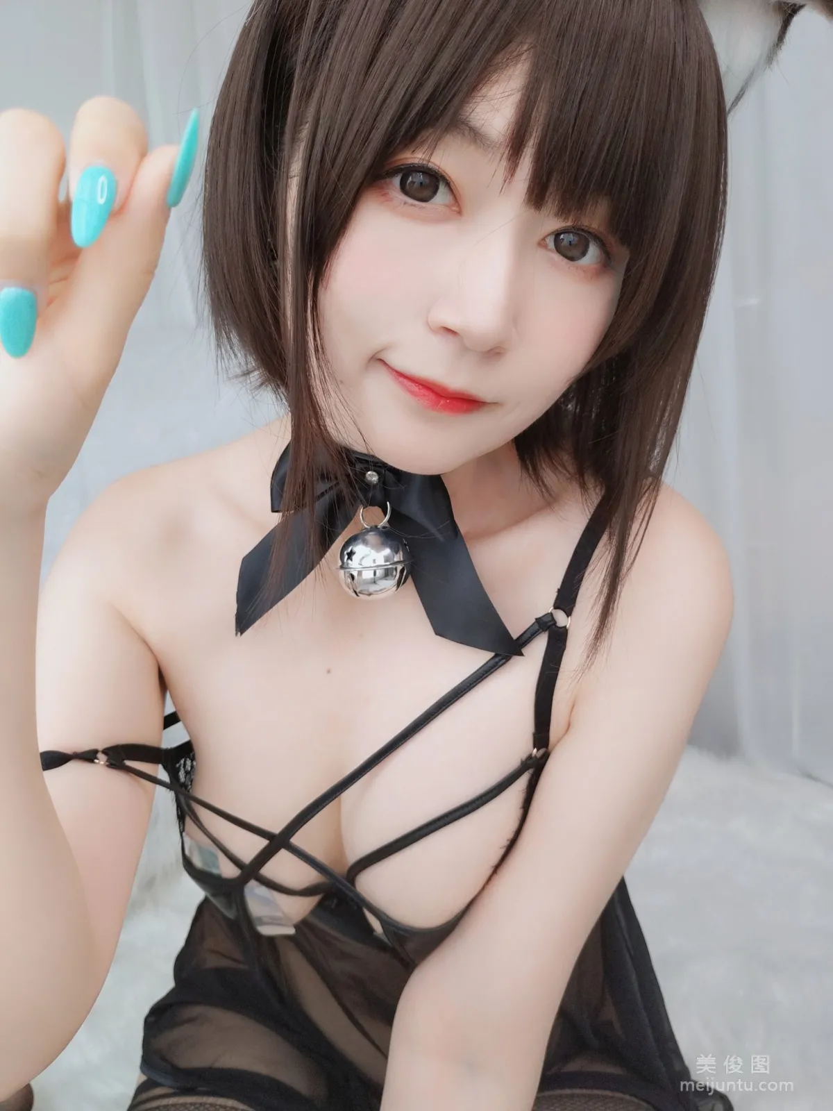 Coser小姐姐白银 《折耳狗》 写真集24