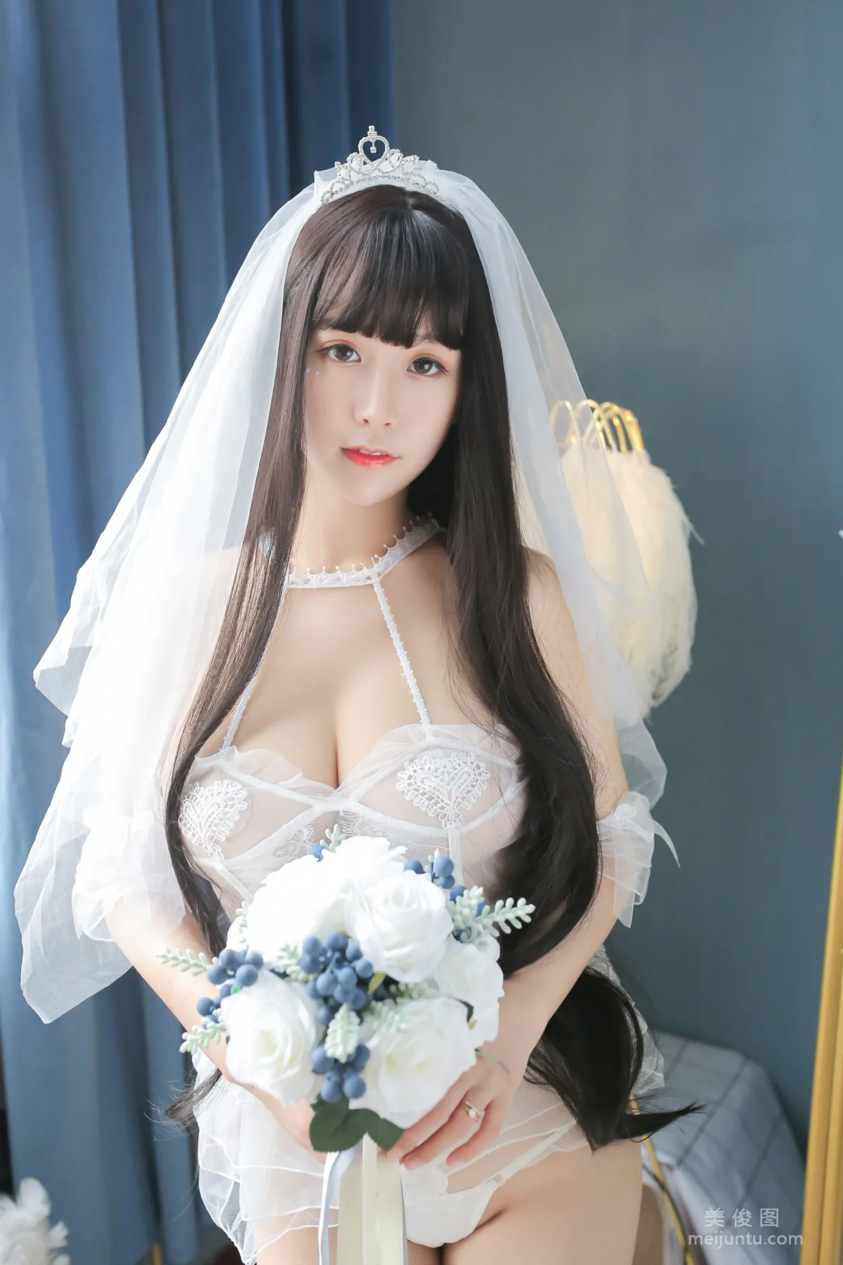 巨乳猫九酱Sakura 《长发婚纱》 写真集27