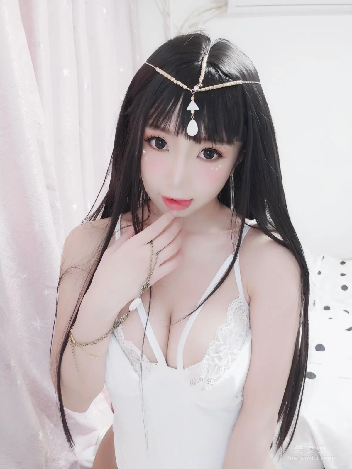 白嫩美少女鬼畜瑶 《白色埃及瑶》 写真集36