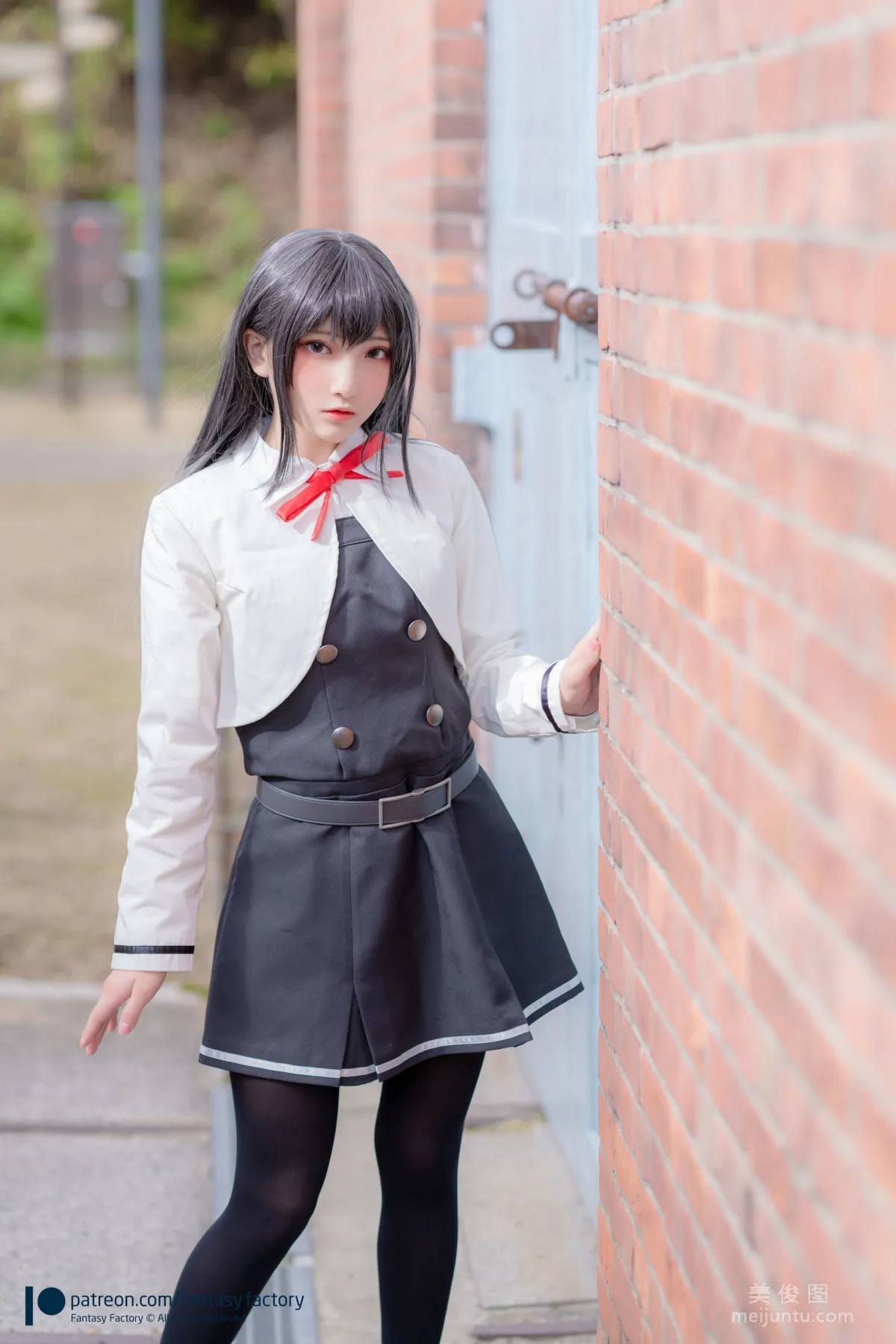 [Fantasy Factory] 小丁Cosplay 2020.01 《黑丝 和服 JK》 写真集15