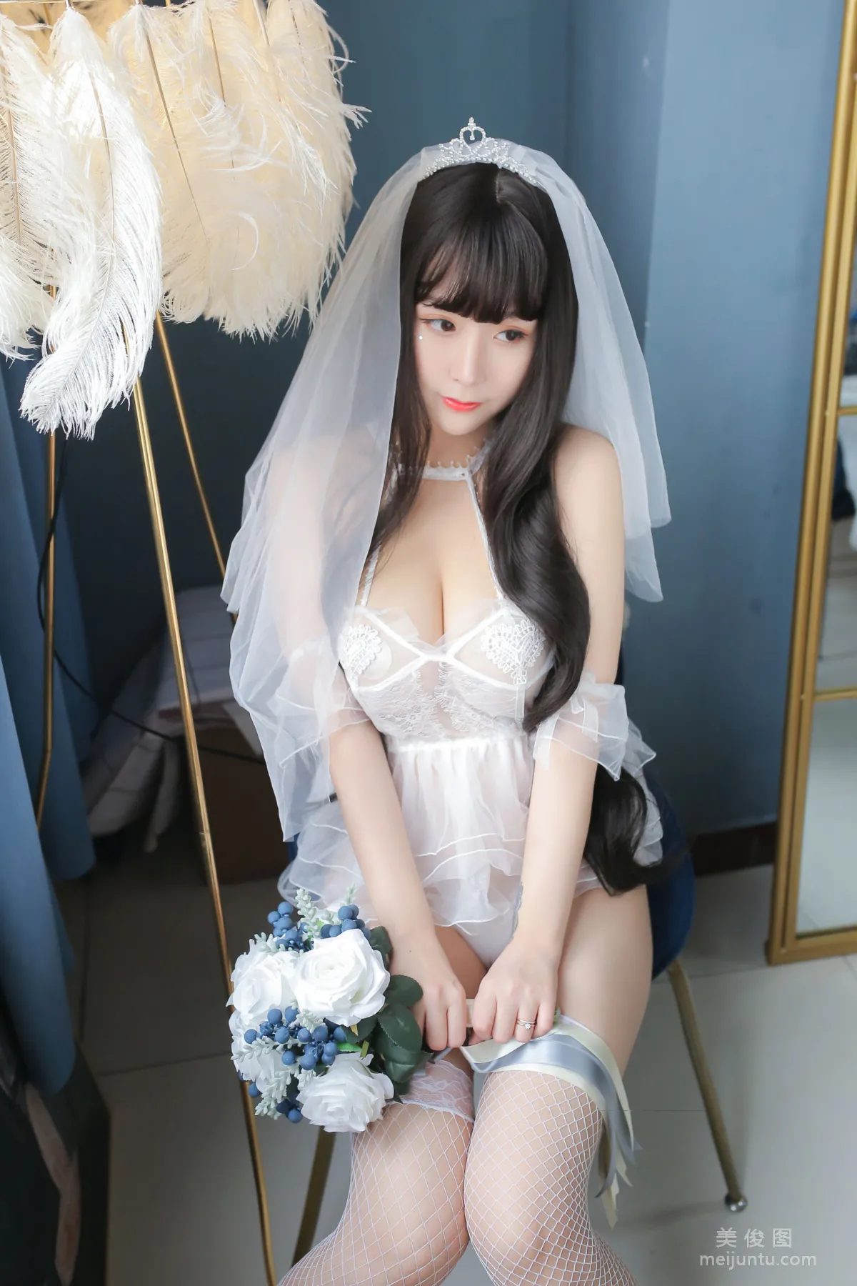 巨乳猫九酱Sakura 《长发婚纱》 写真集24