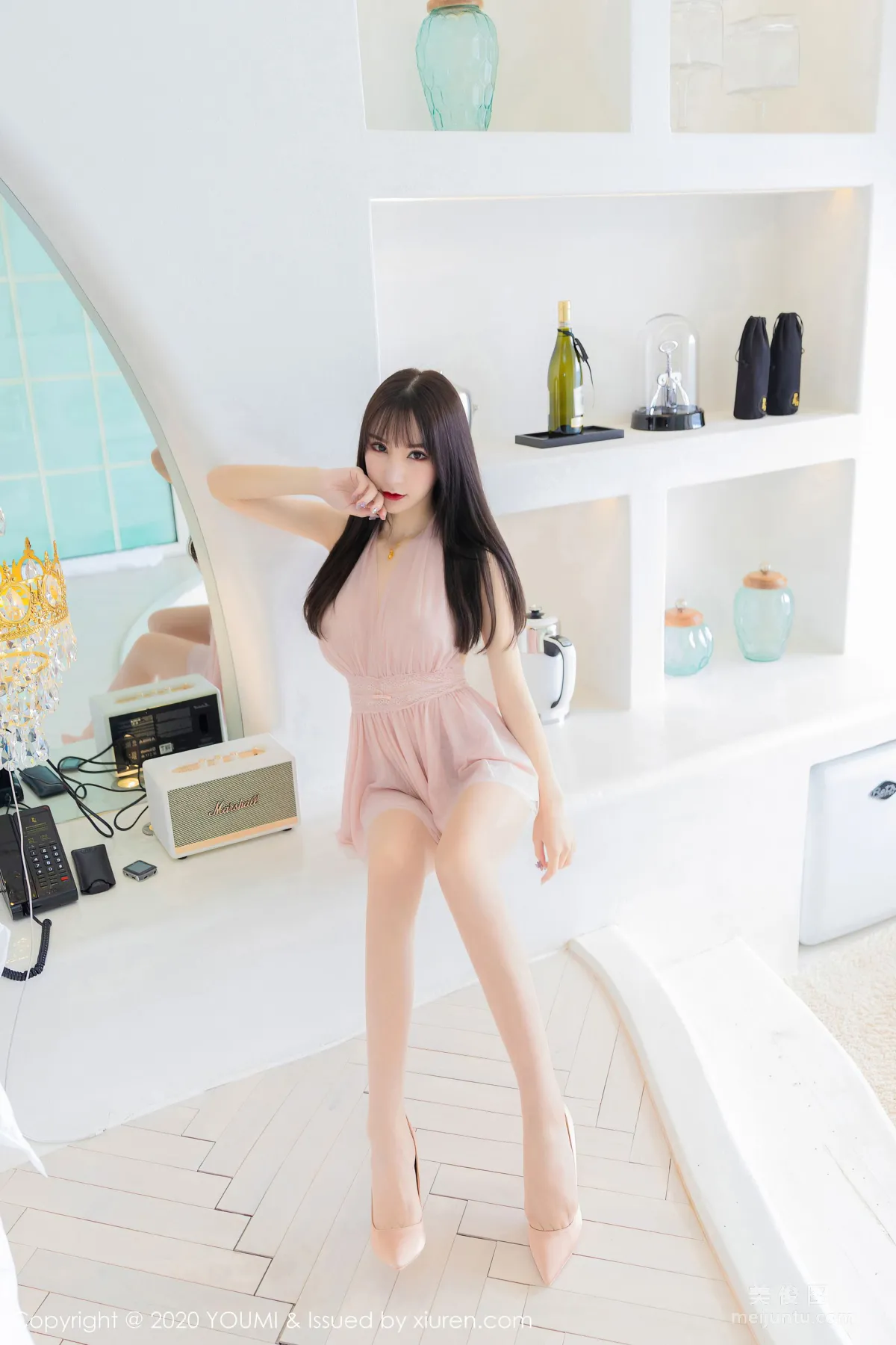 [尤蜜荟YouMi] Vol.488 周于希Sandy  - 身穿粉红色的轻纱吊裙2
