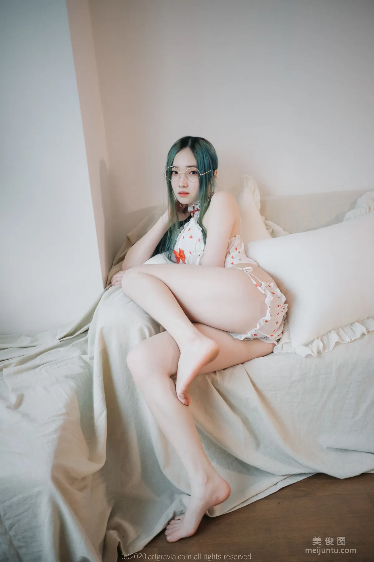 [ARTGRAVIA] Vol.160 BamBi - 可爱草莓 61