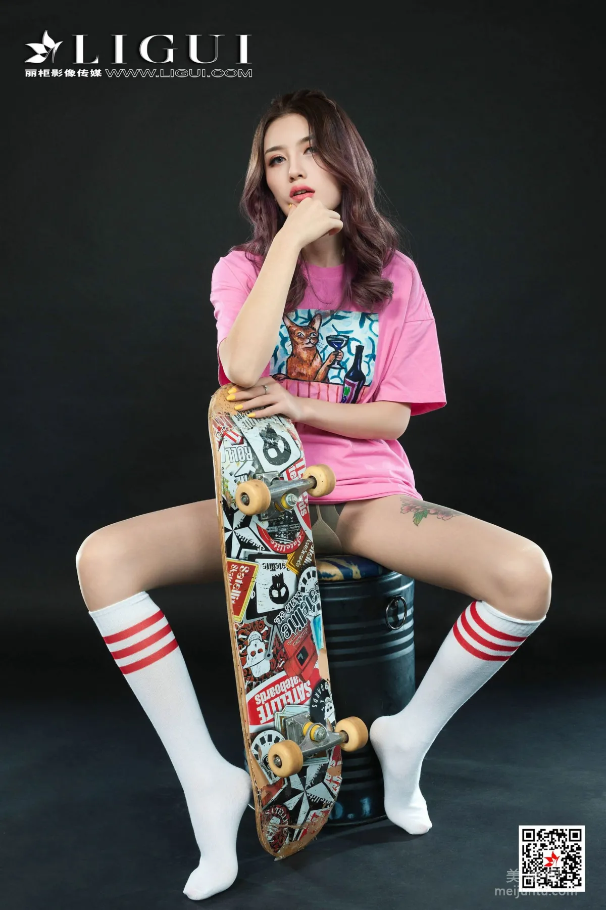 [丽柜Ligui] Model 甜甜 - 滑板车女郎14