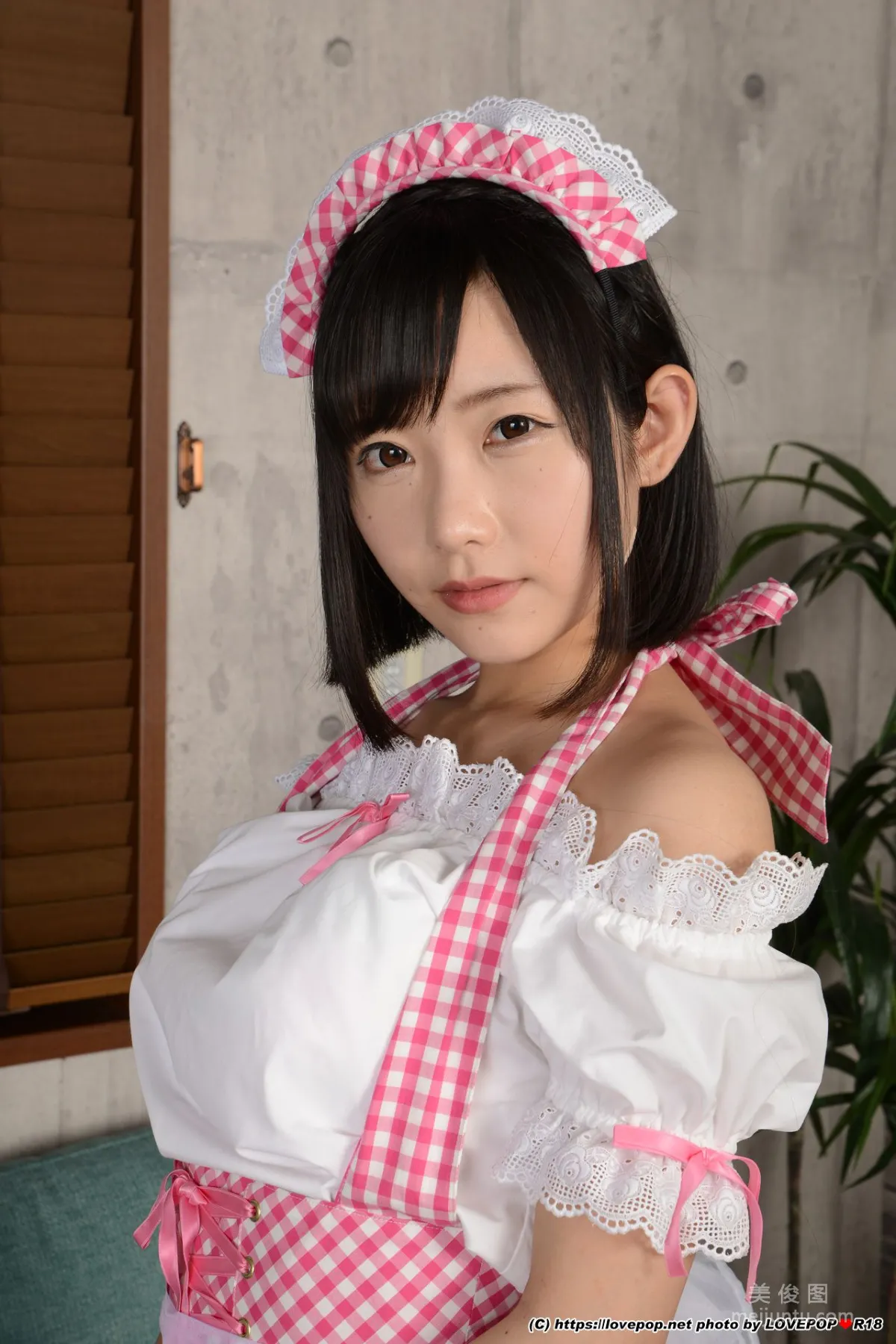 Yui Shirasaka 白坂有以 Photoset 04 [LOVEPOP] 写真集8