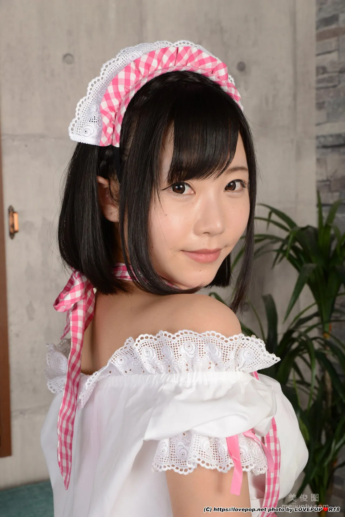 Yui Shirasaka 白坂有以 Photoset 04 [LOVEPOP] 写真集12