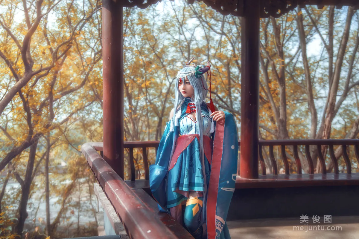 [Cosplay写真] 动漫博主弦音sic - 洛天依 上古神話5