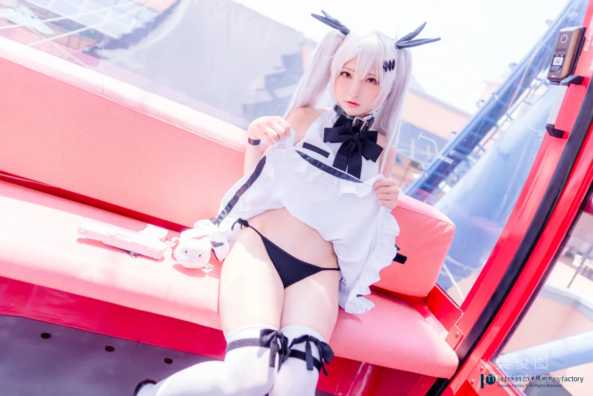 [Cosplay] 小丁 《Fantasy Factory》  黑白 薄纱 网袜 写真集15