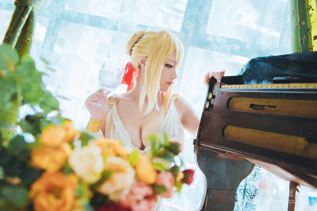 [Cosplay] 塔塔_Lo1iTa - 一号写真本30