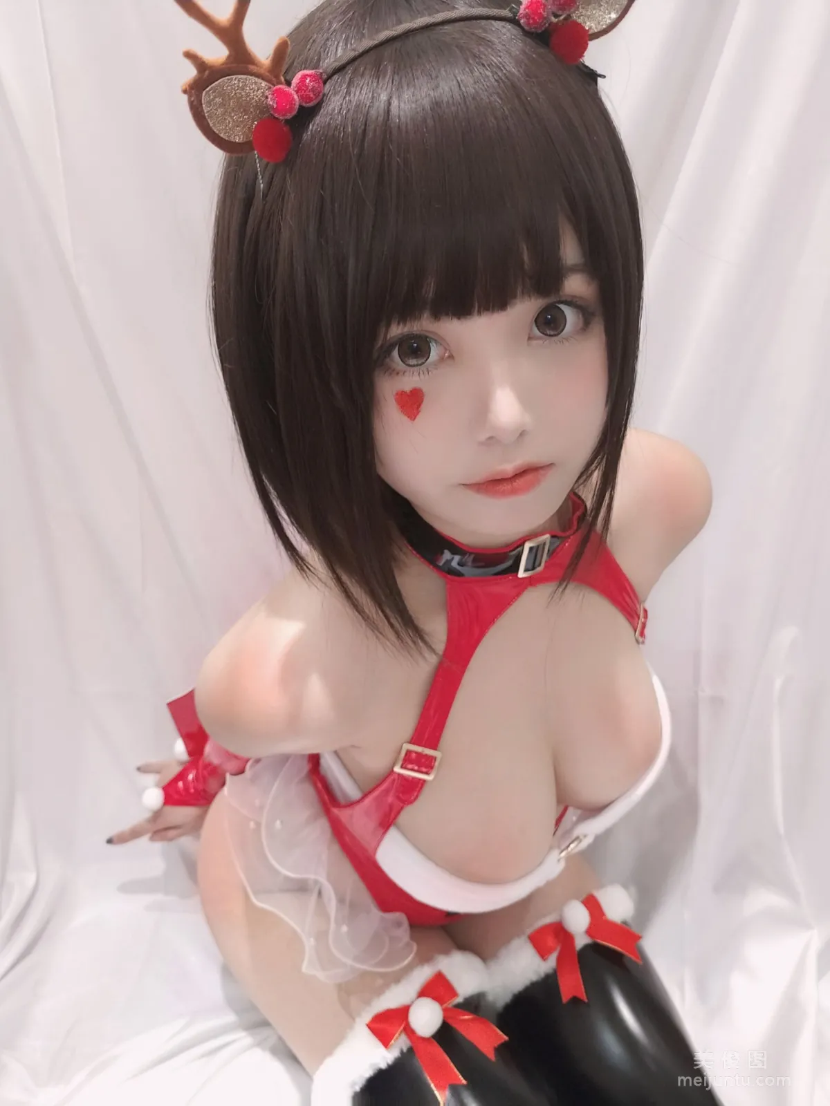 [Cosplay] 萌系小姐姐蜜汁猫裘 - 圣诞自拍 写真集22