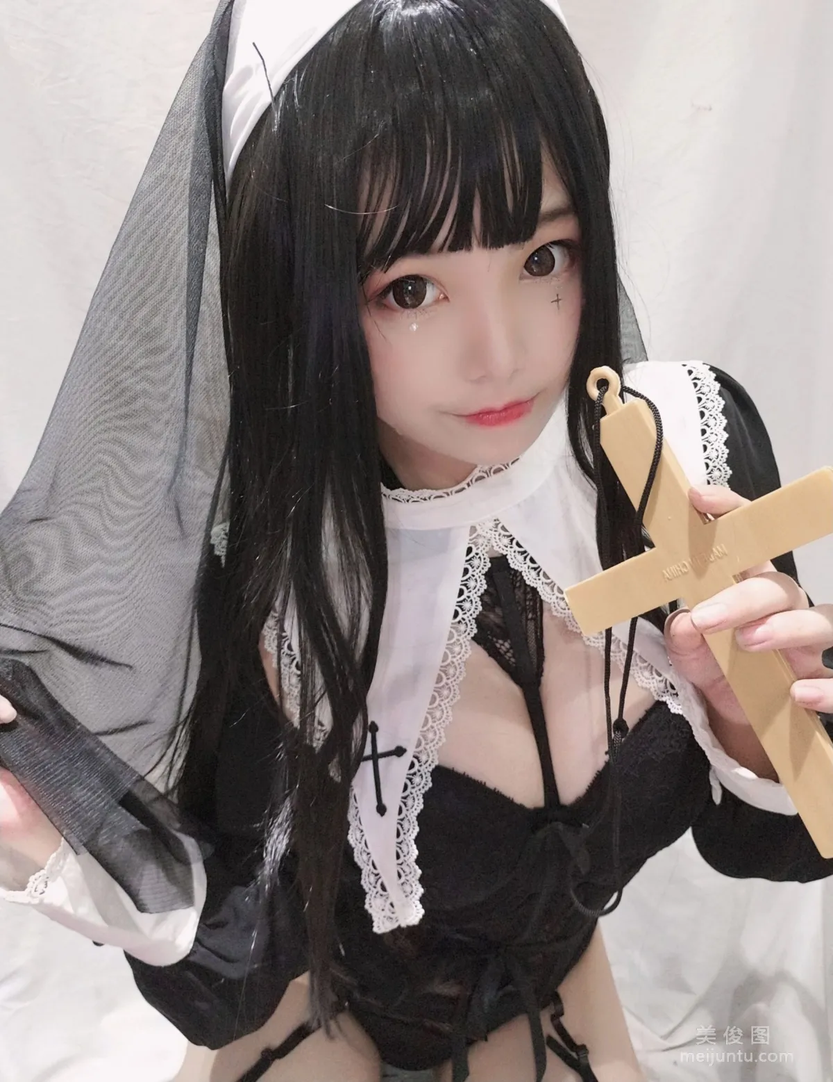 [Cosplay] 萌系小姐姐蜜汁猫裘 - 修女 写真集19