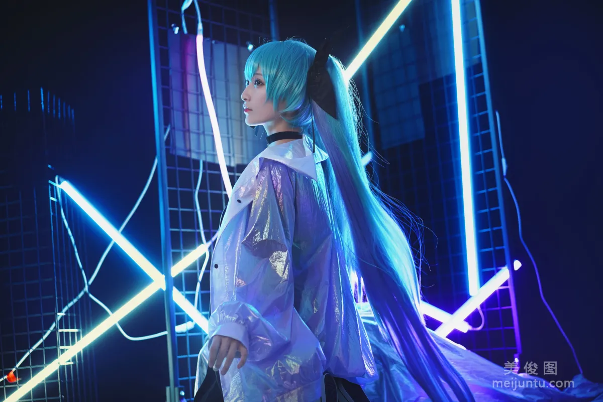 [Cosplay] 动漫博主铁板烧鬼舞w - 妖舞耳机miku 写真集16