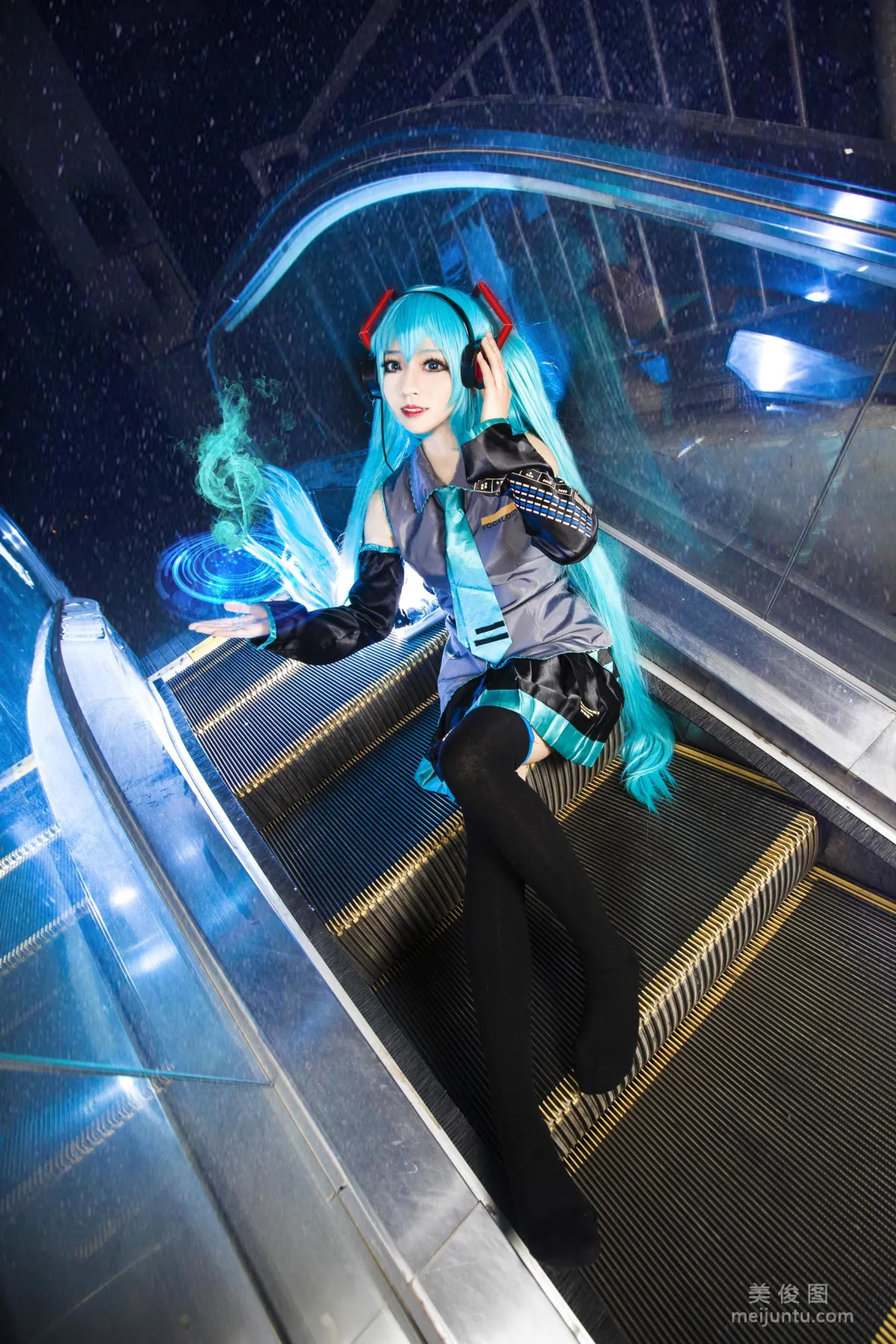 [Cosplay写真] 白易子教主 - VOCALOID6