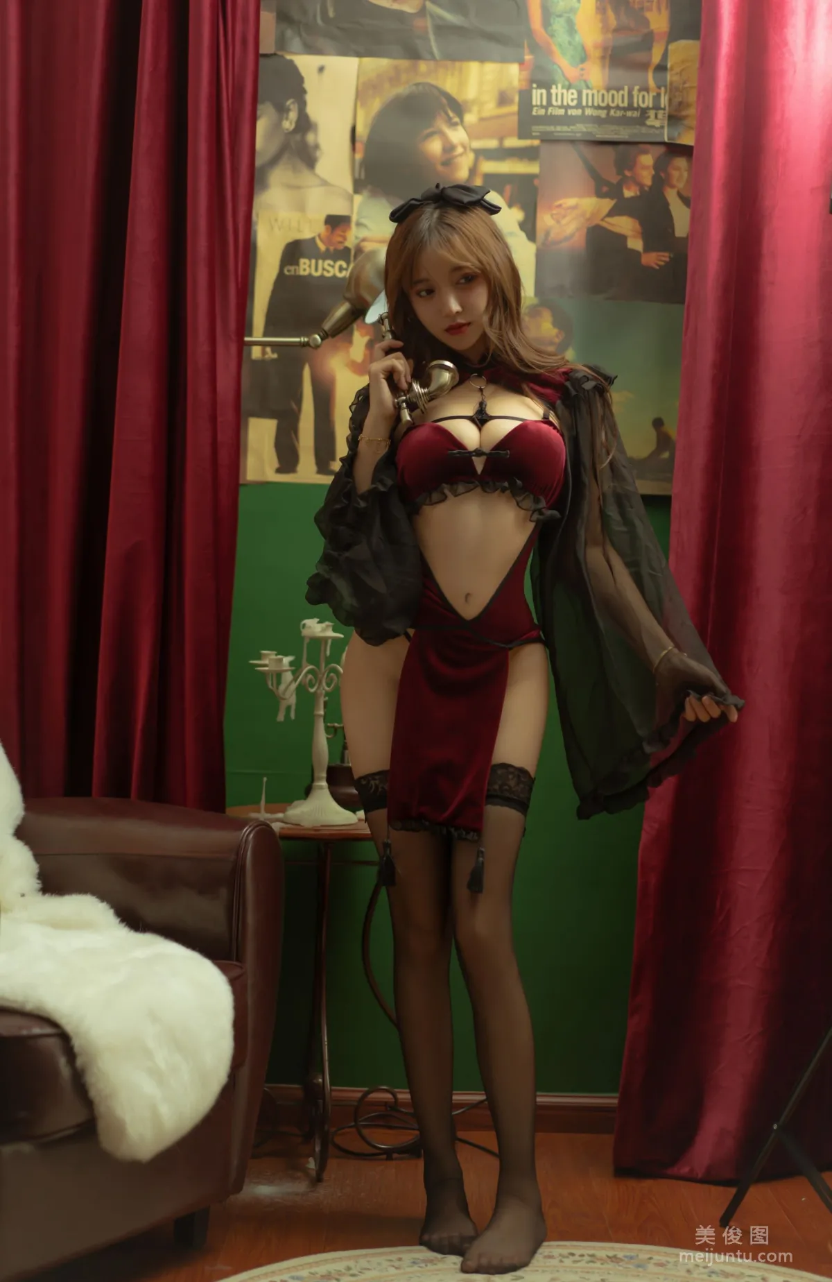 [Cosplay写真] 米线线sama - 红丝绒旗袍9