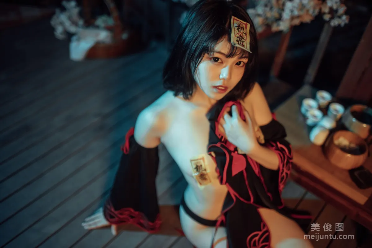 [Cosplay] 七月喵子 - 小僵尸10