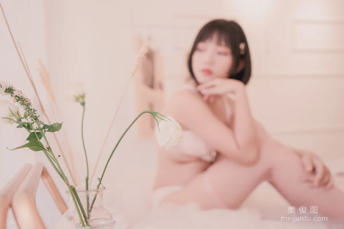 COSER模特Messie Huang - 《Lingerie》写真集13