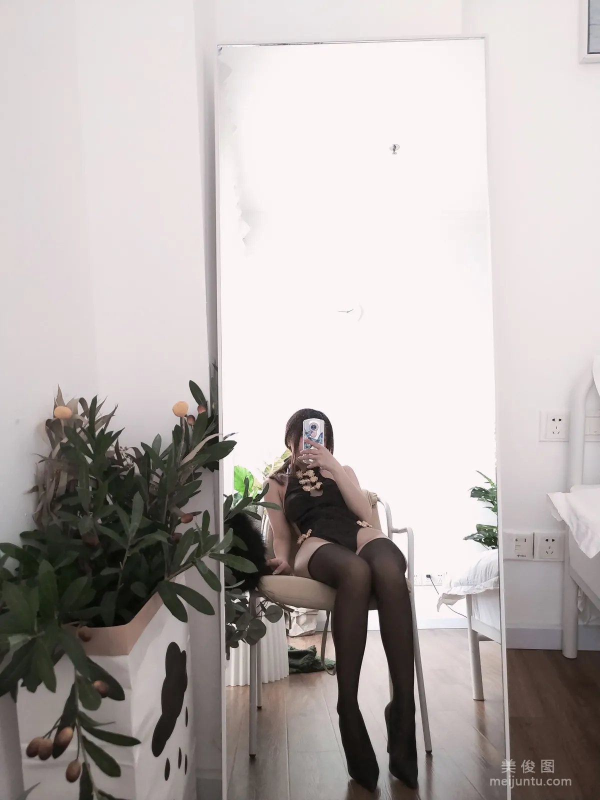 [Cosplay] 白嫩美少女鬼畜瑶 - 黑色短款旗袍31