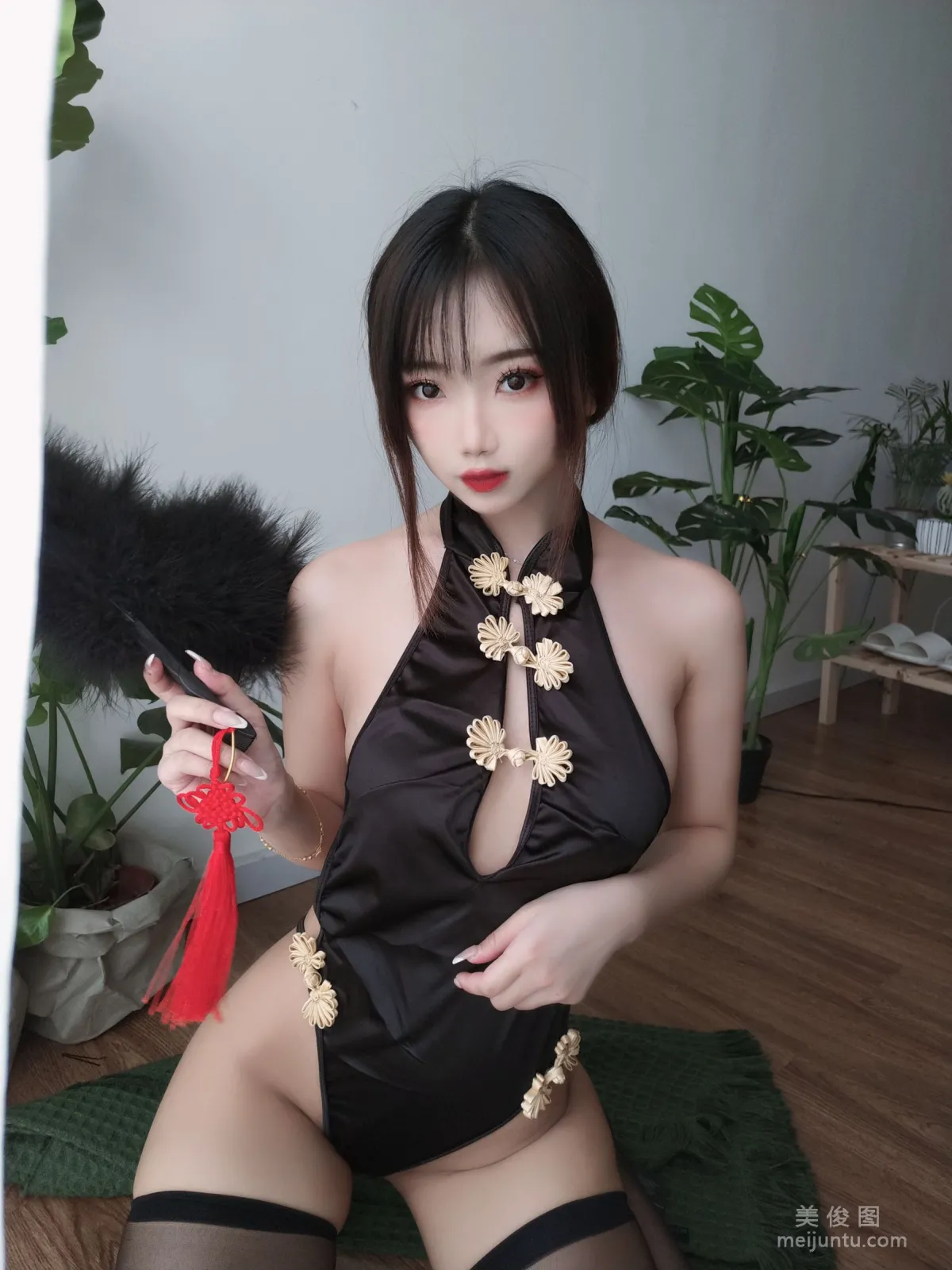 [Cosplay] 白嫩美少女鬼畜瑶 - 黑色短款旗袍3