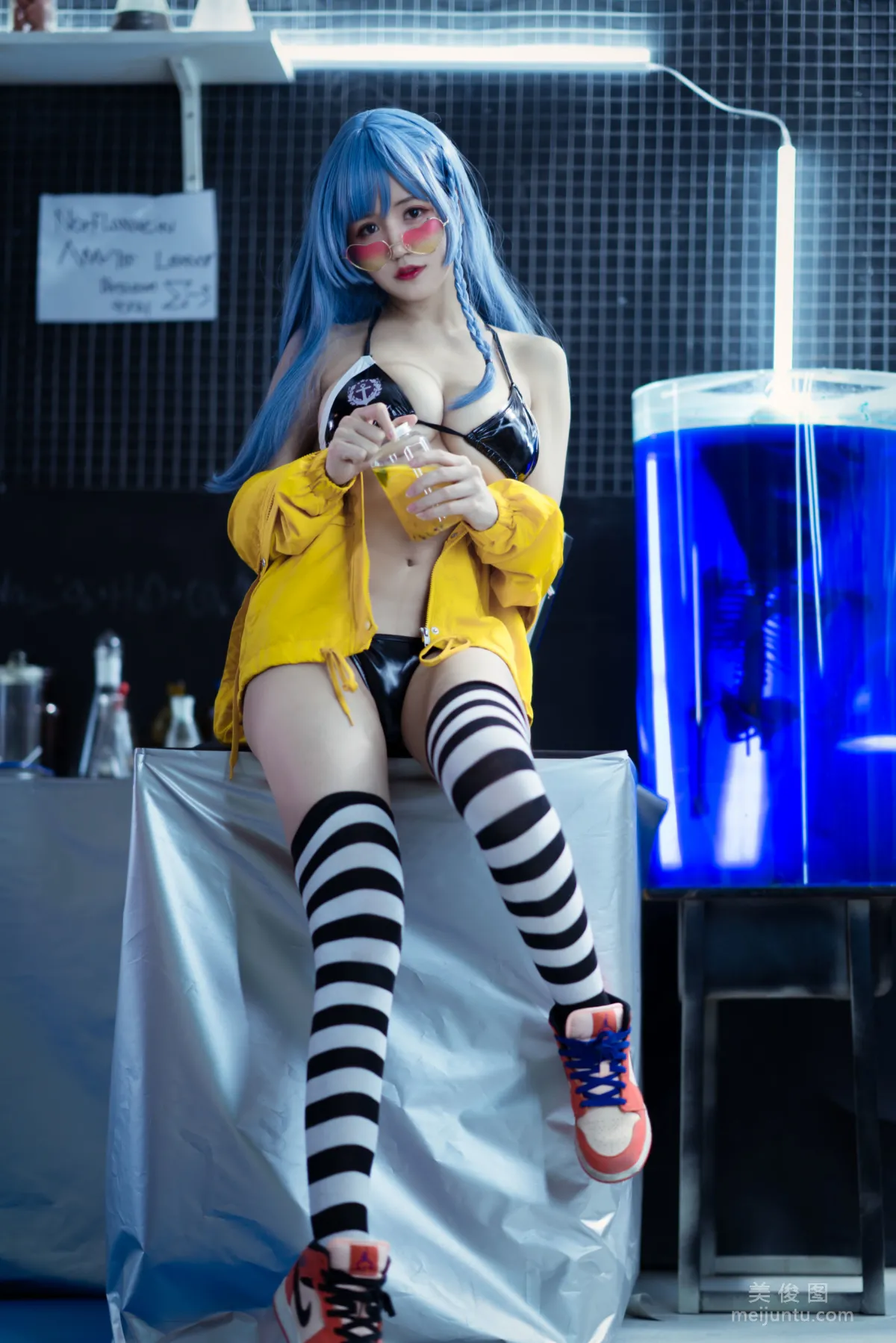 [网红COSER] 动漫博主小仓千代w - 舰长 写真集25