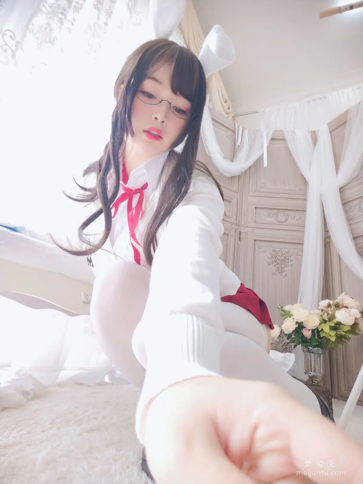 [网红COSER] 萌系小姐姐-白烨- - 发情期 写真集27