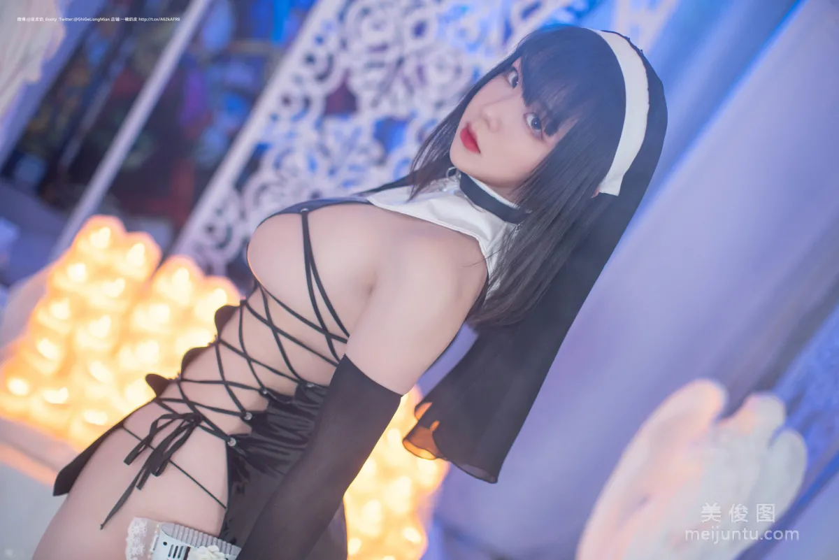 [网红COSER] 皮皮奶可可爱了啦 - 系带修女 写真集17