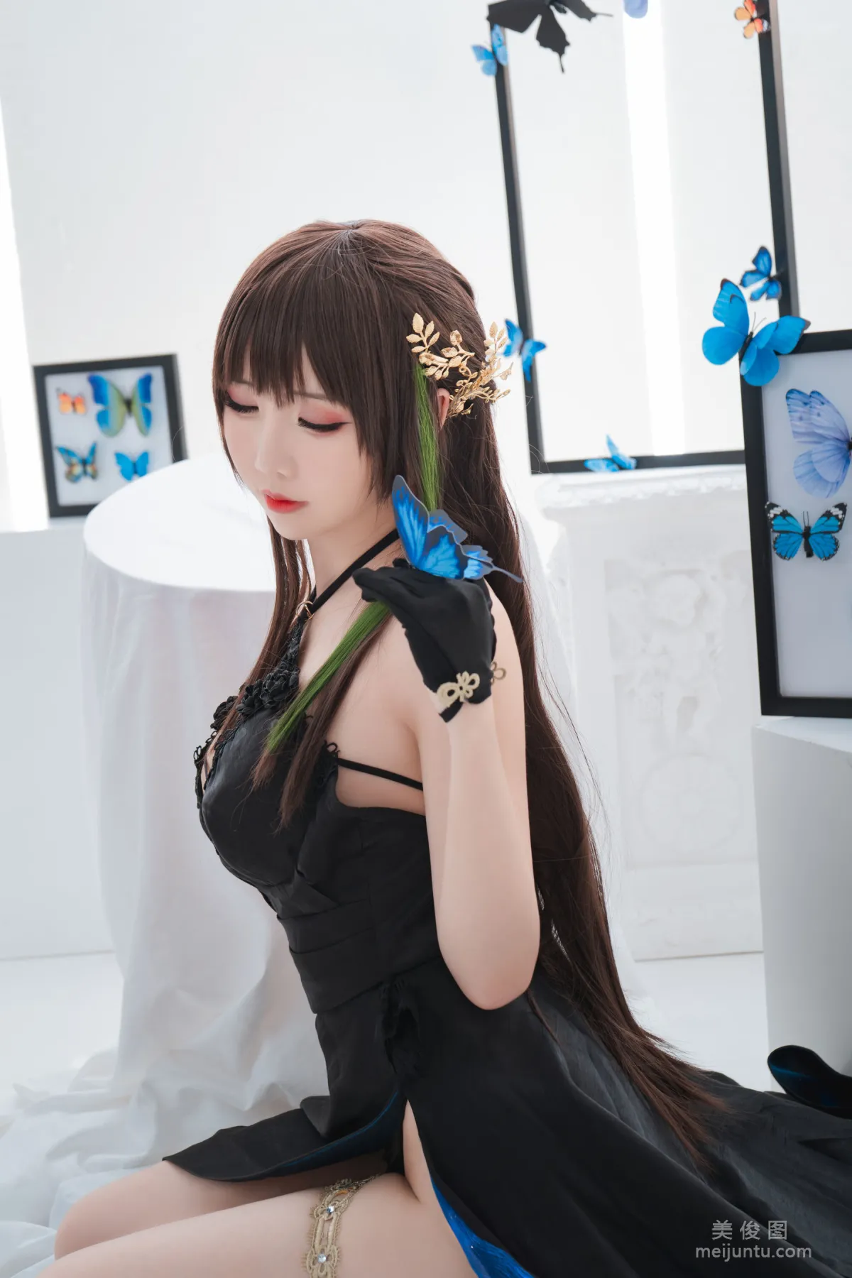 [网红COSER] 面饼仙儿 - M4A111