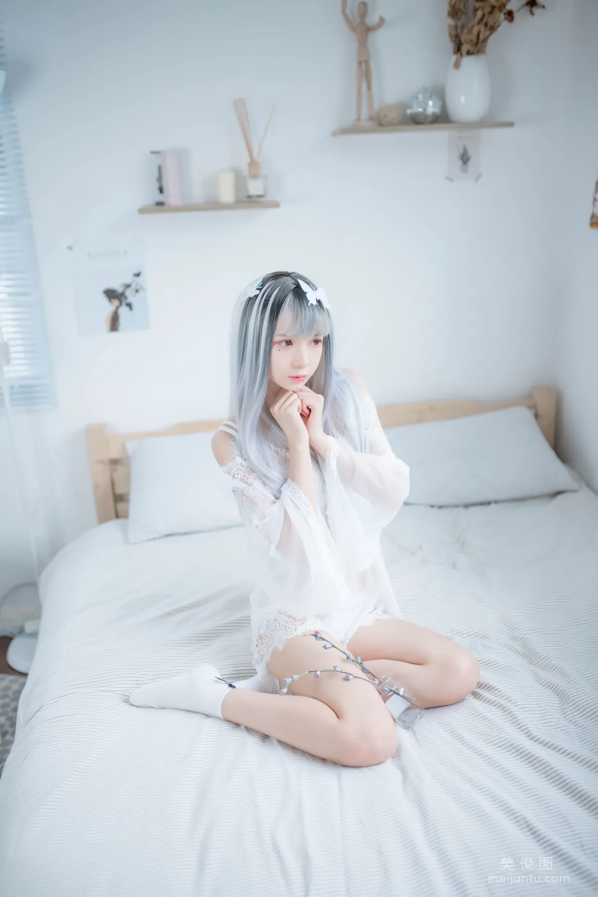 [网红COSER] 疯猫ss - 透明白纱 写真集7