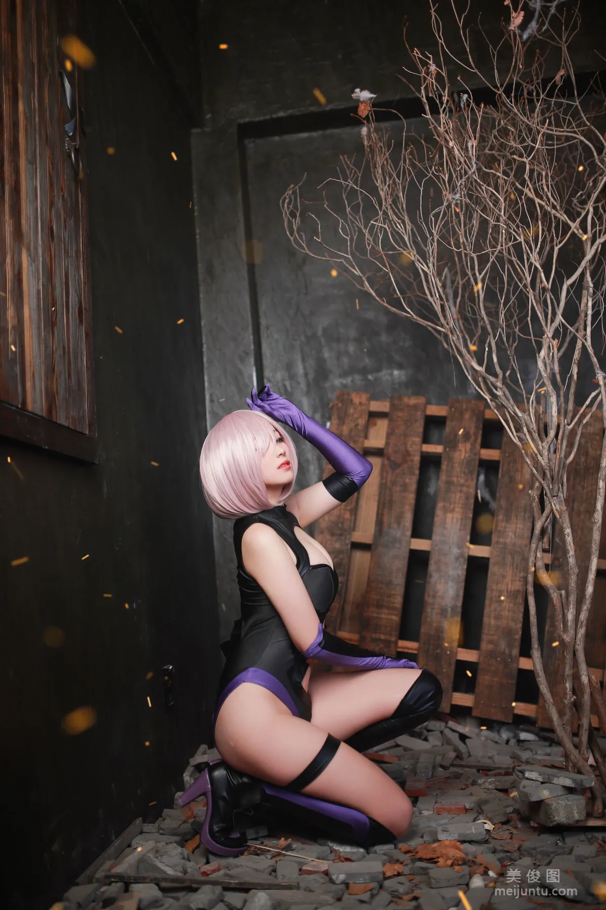 韩国妹子BamBi 《Fate_Grand Order - Mash Kyrielight (Shielder)》 写真集14