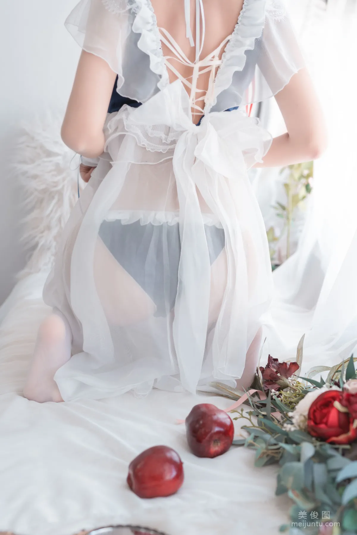 [网红COSER] 微博妹子三度_69 - 白雪姬 写真集28