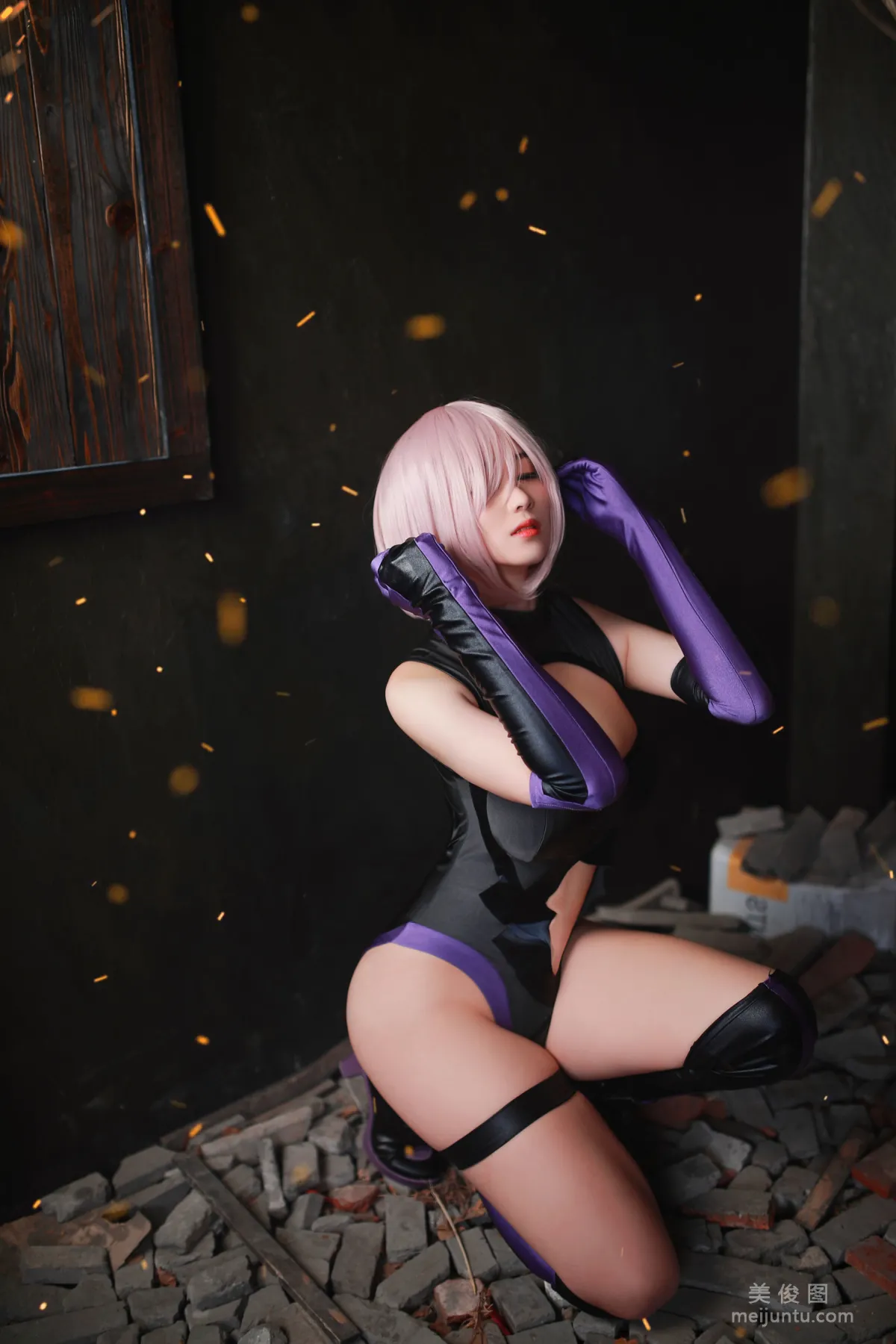 韩国妹子BamBi 《Fate_Grand Order - Mash Kyrielight (Shielder)》 写真集15