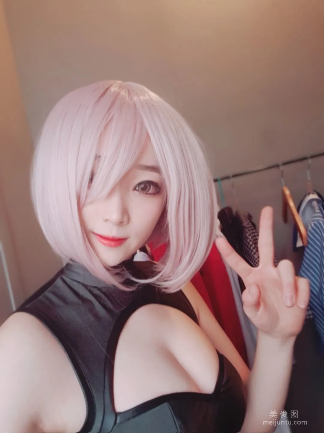 韩国妹子BamBi 《Fate_Grand Order - Mash Kyrielight (Shielder)》 写真集8