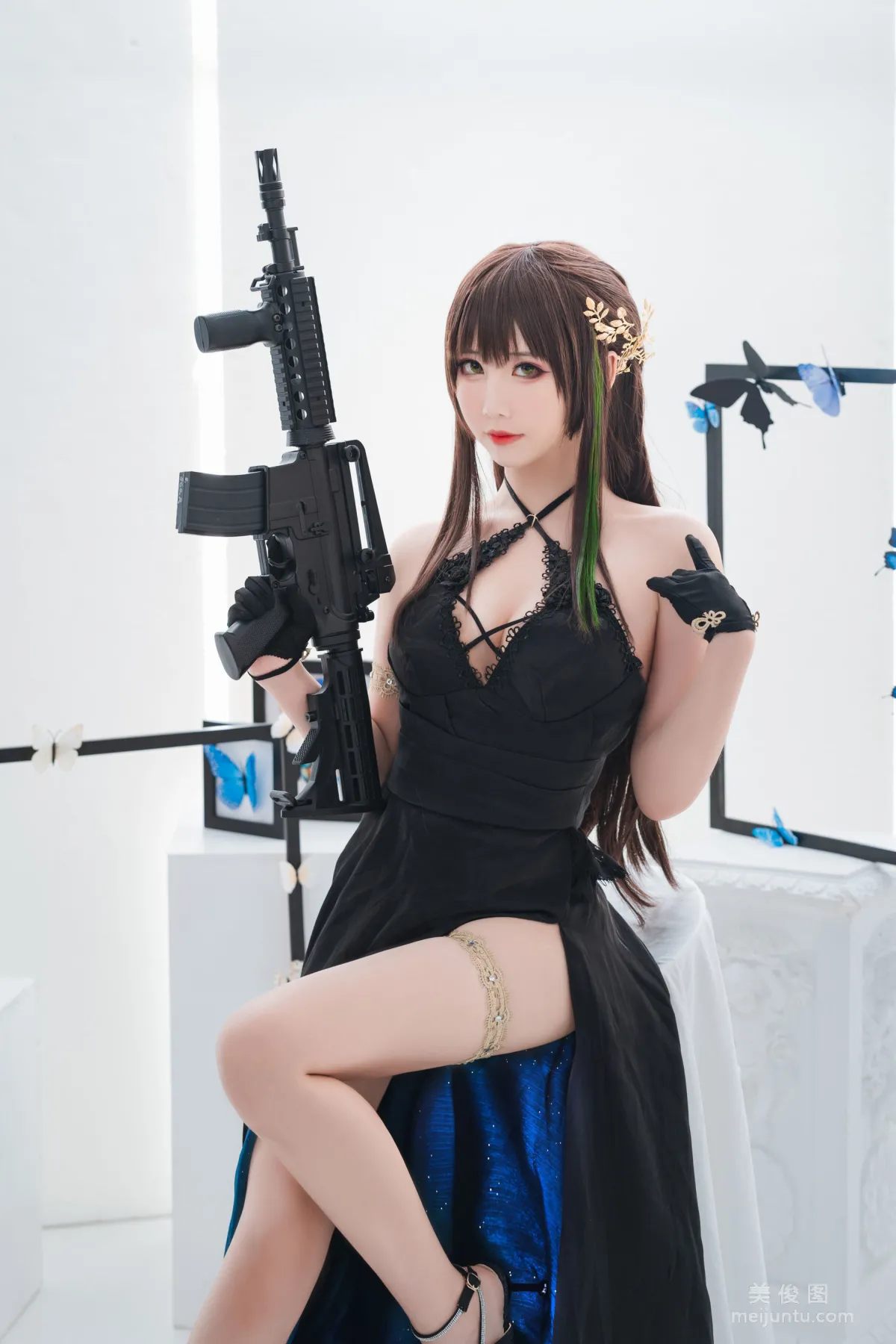 [网红COSER] 面饼仙儿 - M4A115