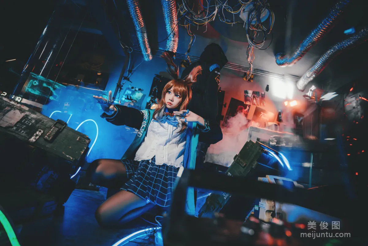 [网红COSER] 猫君君MaoJun - 明日方舟 阿米娅30