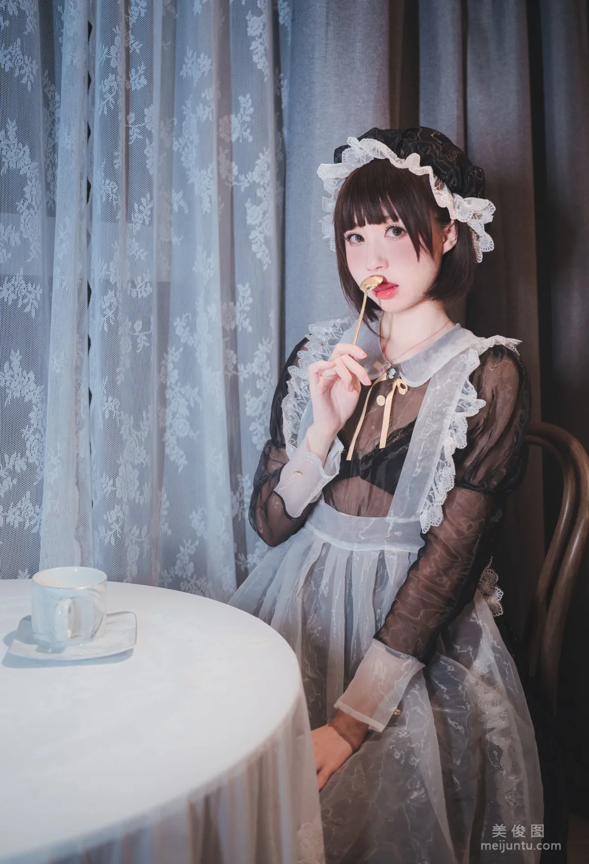 [网红COSER] 西园寺南歌 - 透明女仆 写真集27