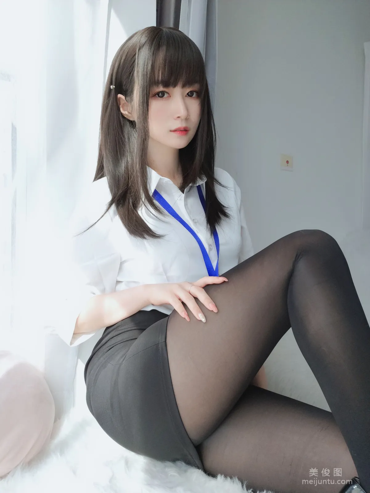 [Cosplay] Coser小姐姐白银 - 制服  写真套图12