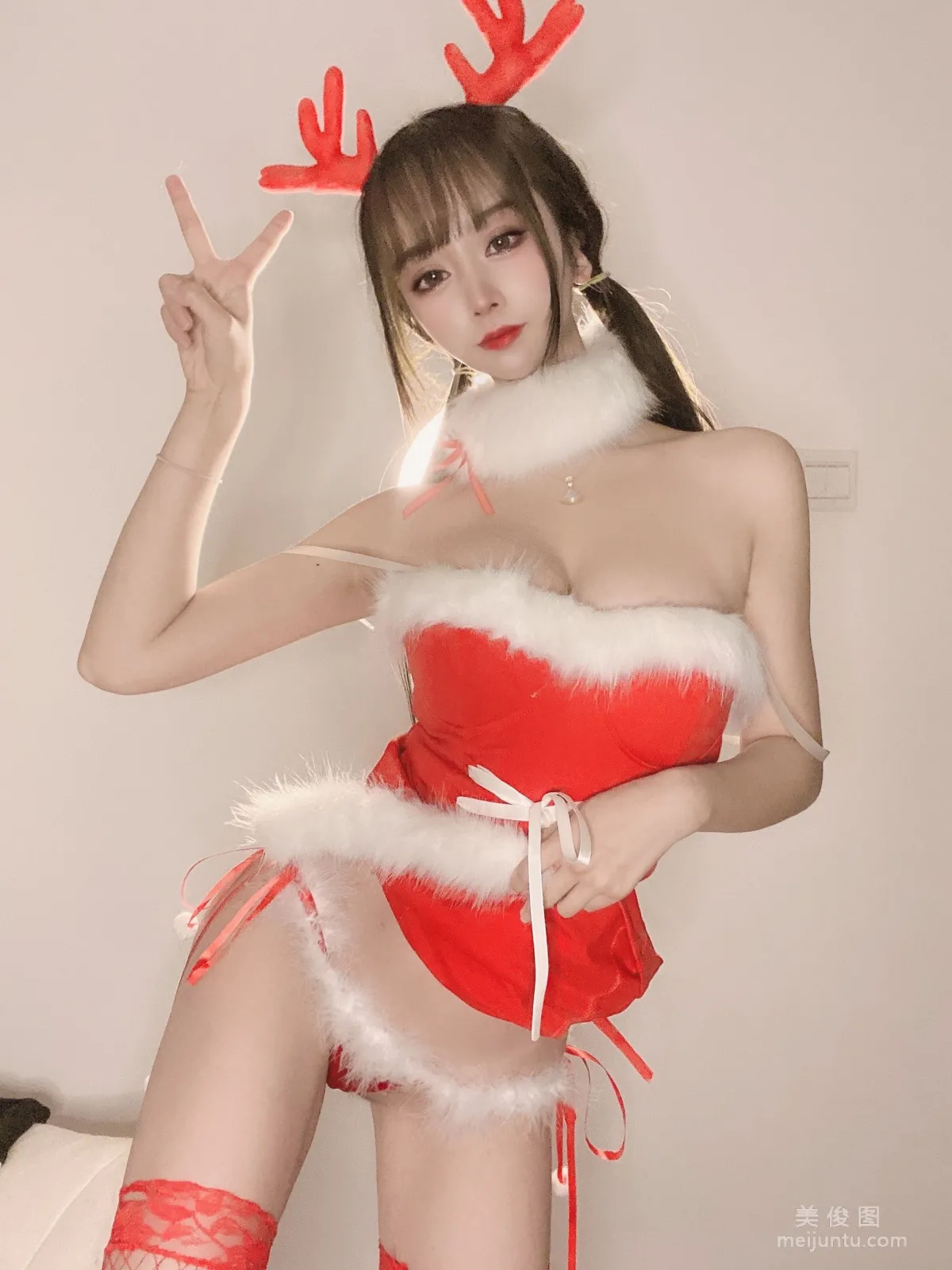 [Cosplay] 米线线sama - 圣诞特辑 写真套图39
