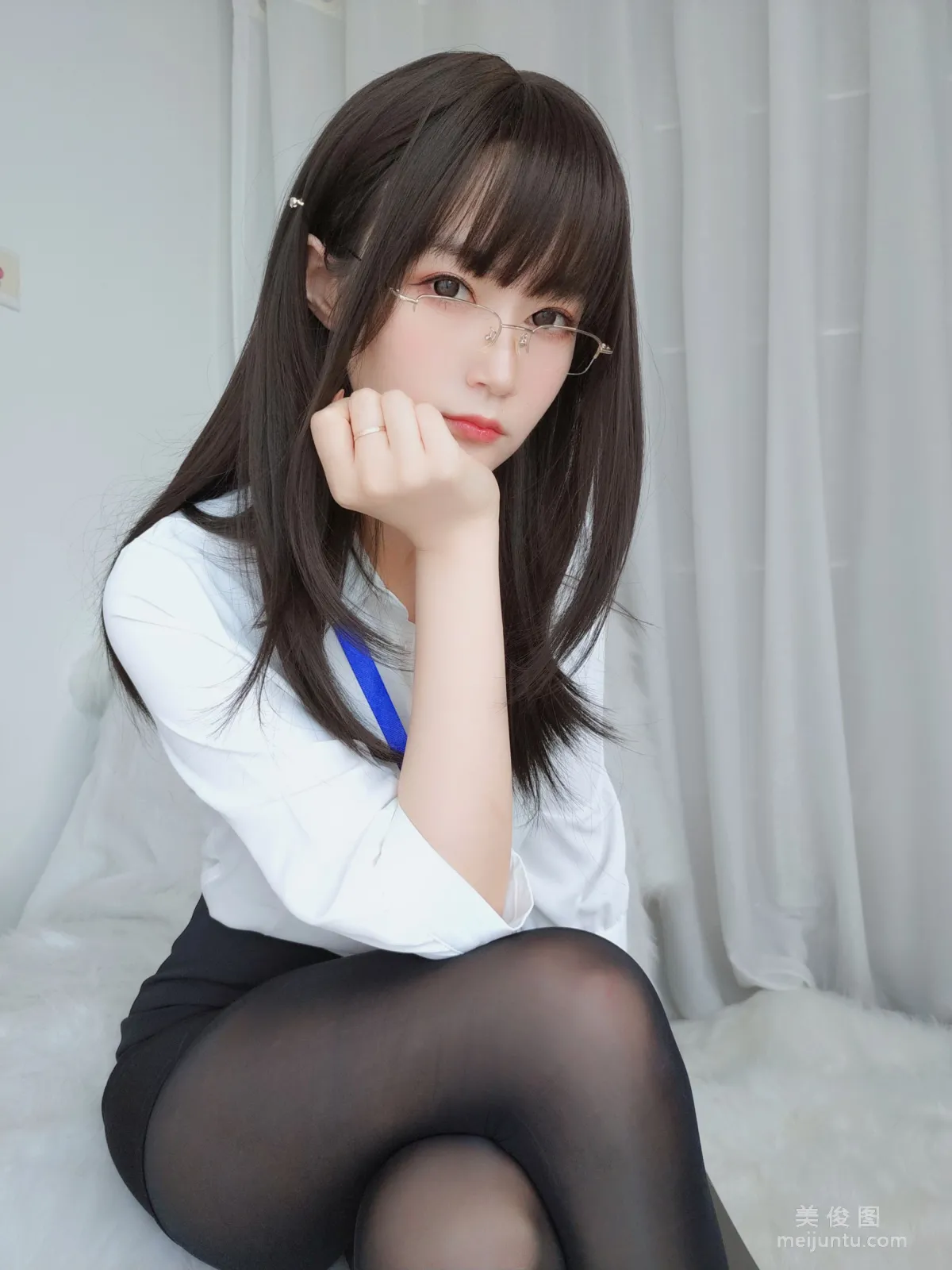 [Cosplay] Coser小姐姐白银 - 制服  写真套图27