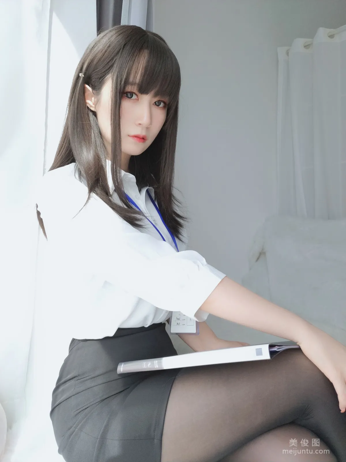 [Cosplay] Coser小姐姐白银 - 制服  写真套图9