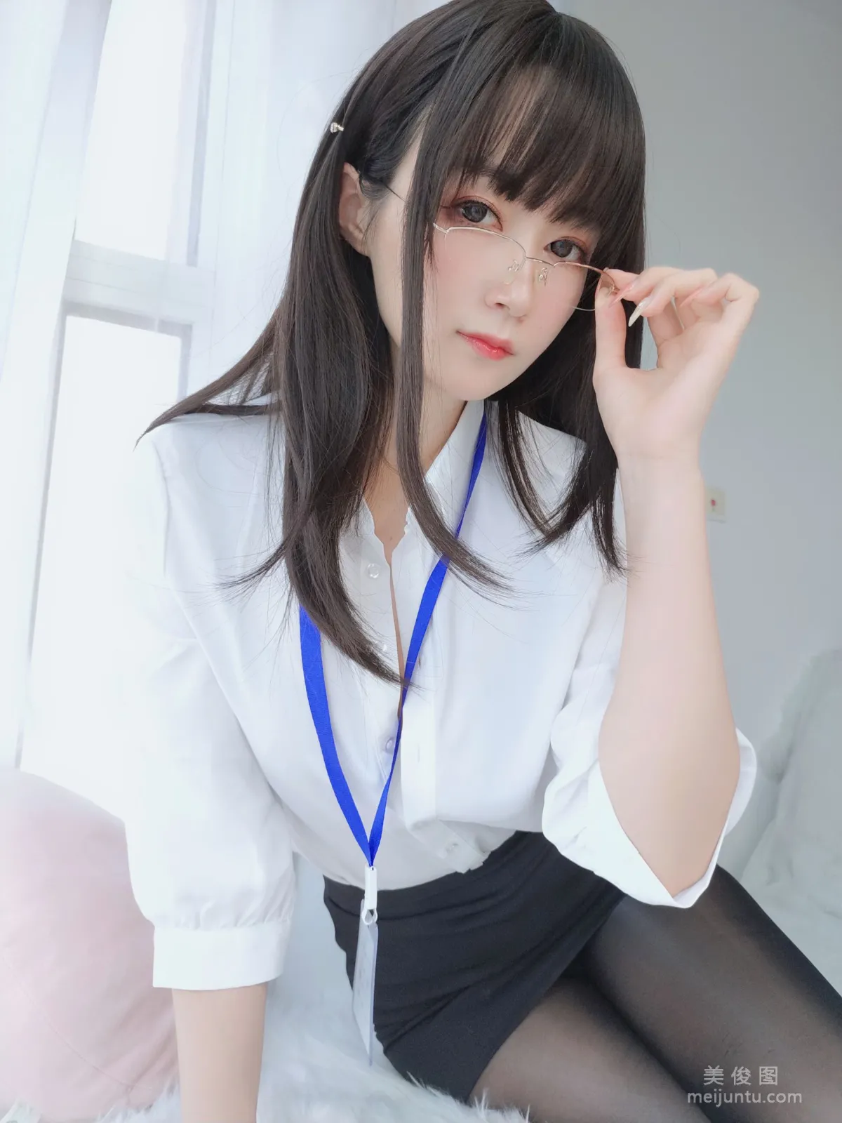 [Cosplay] Coser小姐姐白银 - 制服  写真套图33