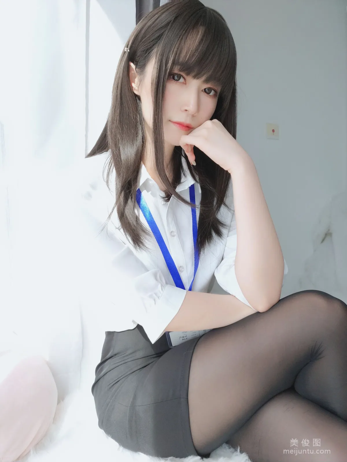 [Cosplay] Coser小姐姐白银 - 制服  写真套图10