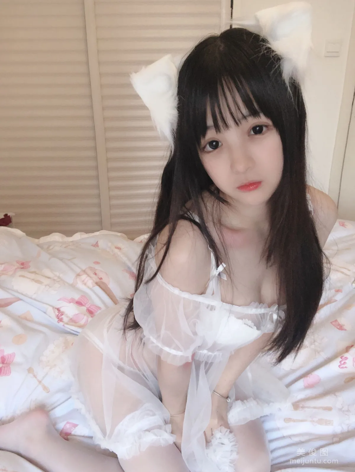 [Cosplay] 桜井宁宁 - 小白猫 蕾丝内衣 写真套图13