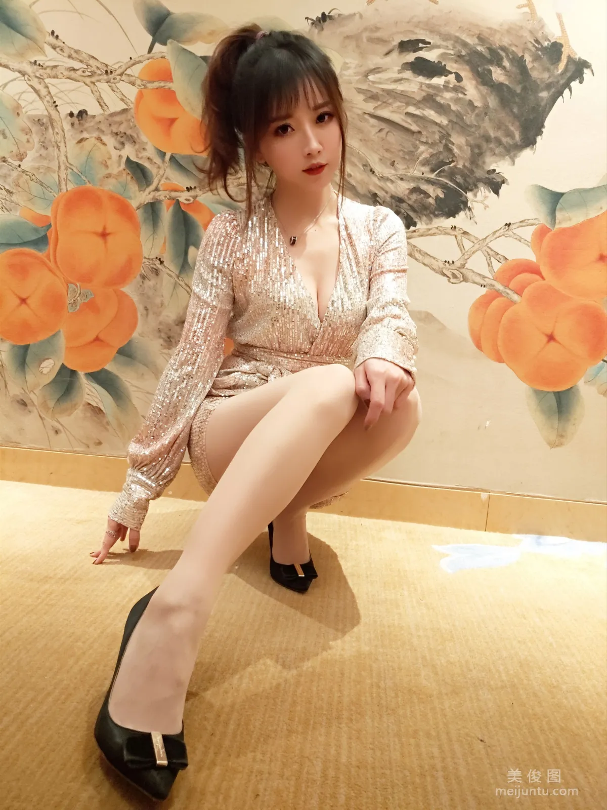 [COS写真] 小女巫露娜 - 亮片裙肉丝15