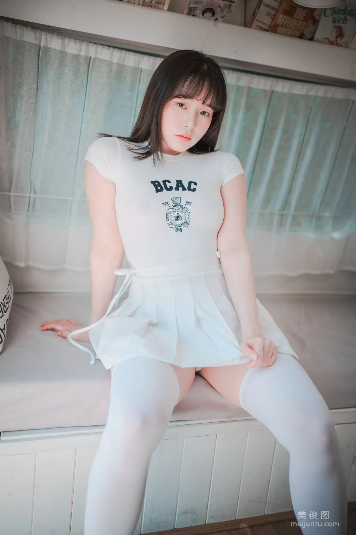 [DJAWA]  PIA - Classic Athletic Girl 写真套图24