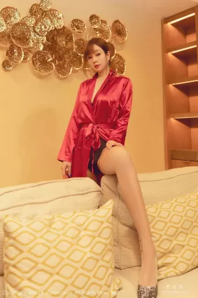[秀人XiuRen] No.3509 王雨纯 - 一袭鲜艳猩红的睡衣