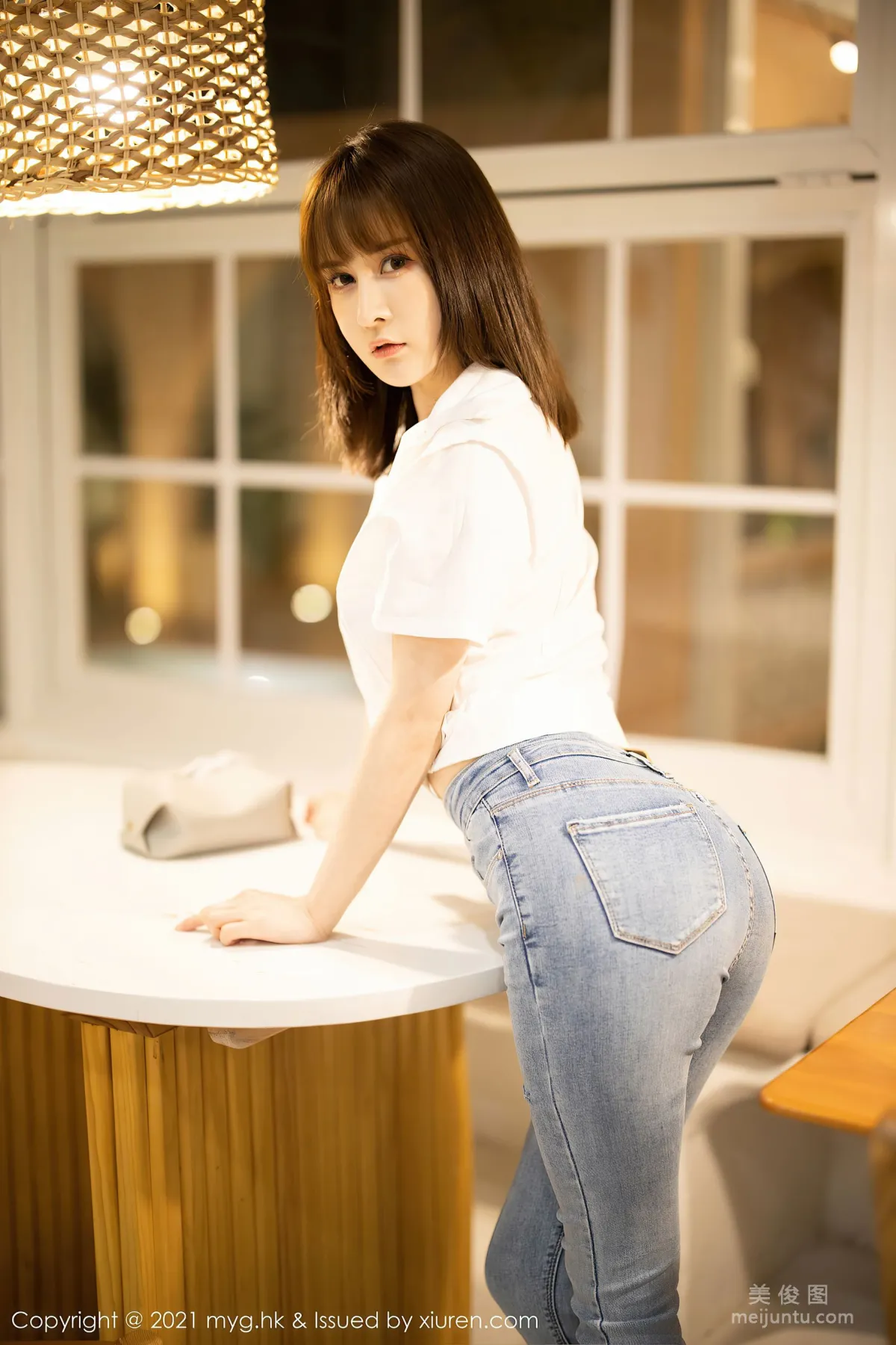 [美媛馆MyGirl] Vol.540 蔡文钰Abby - 经典的白衬衫与直爽牛仔裤5