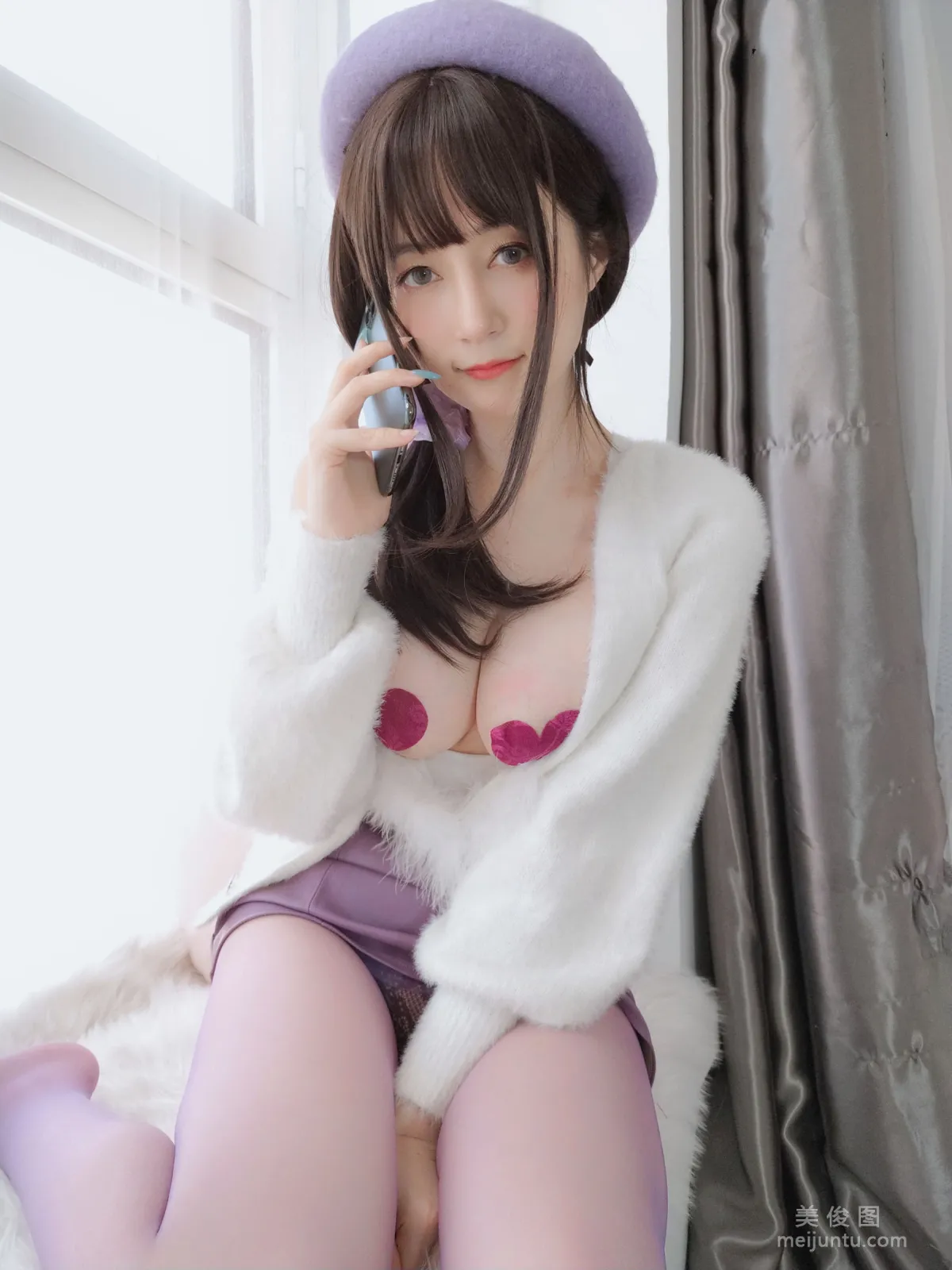 [网红COSER写真] 白银 - 人妻的仙女棒 套图54