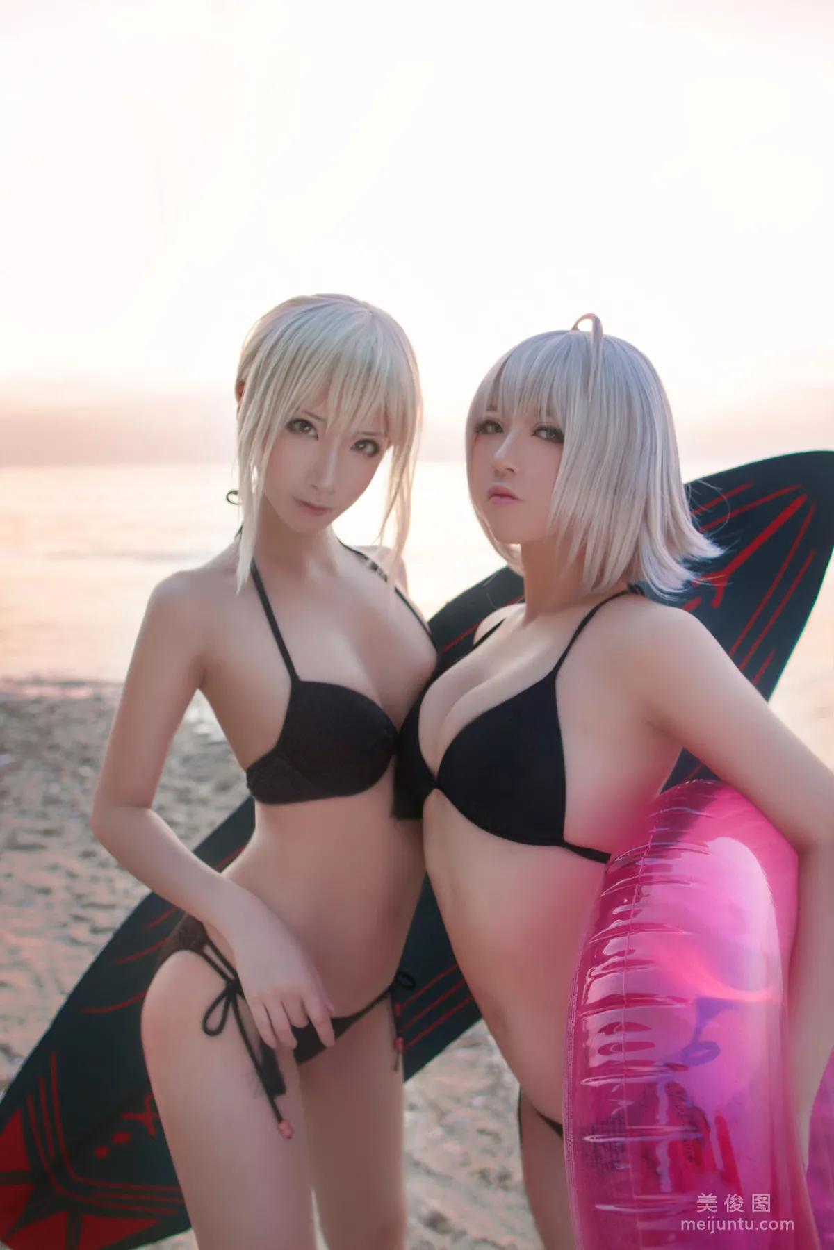 [网红COSER] 半半子&索索sophia - 海边泳装2