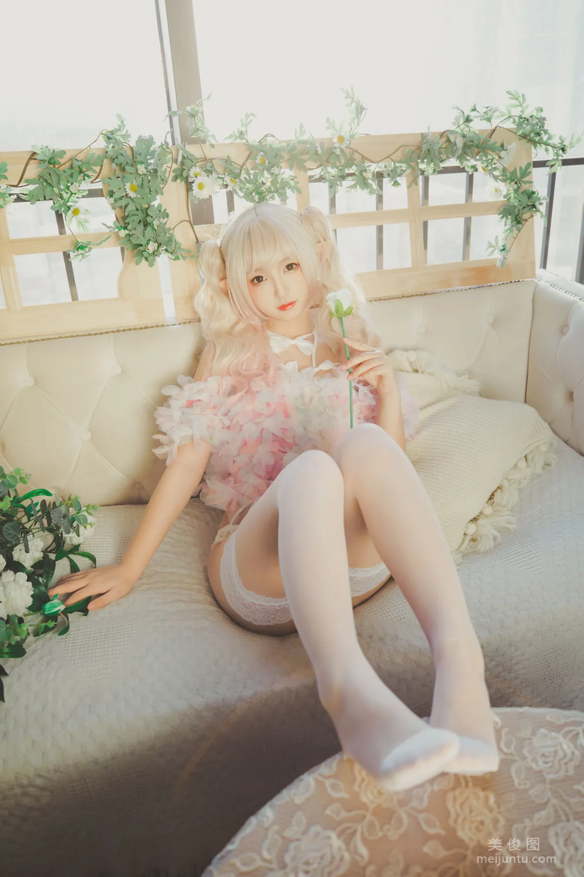 [网红COSER] 神楽板真冬 之柔らかい永遠  写真套图129