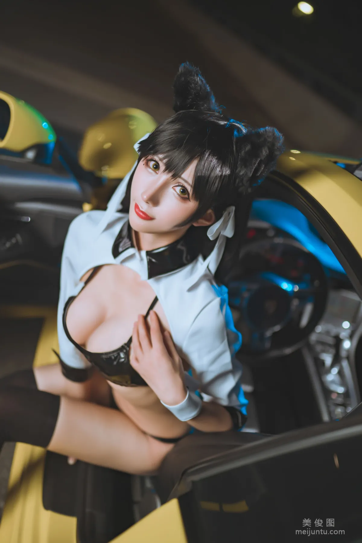 [网红COSER] 动漫博主雅祈 - 碧蓝航线赛车爱宕  写真套图17